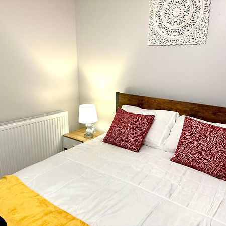 Comfy Studio Flat And Workspace Near Ashton-U-Lyne Station 斯塔利桥 外观 照片